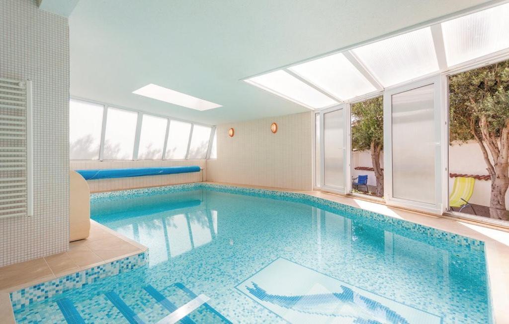 Luksuzna Villa Sa Privatnim Unutarnjim Bazenom Villa Garden Podstrana Buitenkant foto