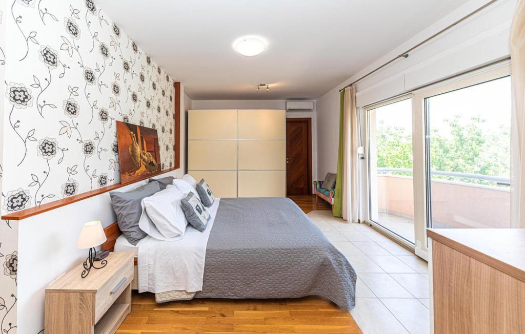 Luksuzna Villa Sa Privatnim Unutarnjim Bazenom Villa Garden Podstrana Buitenkant foto