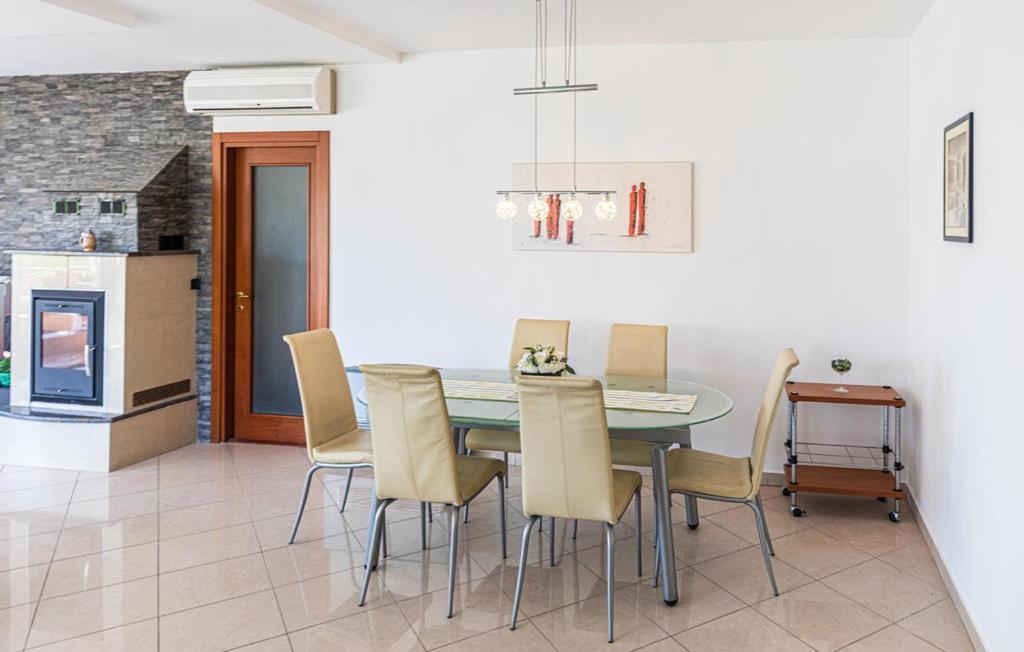 Luksuzna Villa Sa Privatnim Unutarnjim Bazenom Villa Garden Podstrana Buitenkant foto